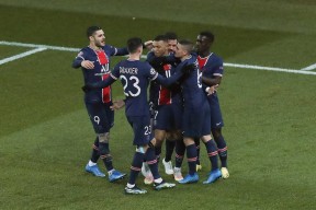 包含巴黎圣日耳曼迎NBA季后赛关键赛，冲刺阶段官宣签约，值得警惕，控场能力成焦点的词条